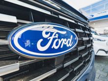 Ford kvůli slabé poptávce po elektroautech v Evropě propustí 4000 lidí