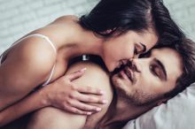 Dělejte to častěji. Sex jako zázračný lék na bolest hlavy, depresi i nespavost