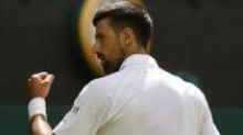 Djokovič smetl Evanse a zaútočí na stý vyhraný duel v All England Clubu