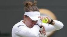 Krejčíkovou trápily zdravotní potíže a titul ve Wimbledonu neobhájí, končí i Menšík