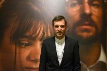 Sbormistr znovu pod palbou: Karolína Ruppert podala žalobu, film ji prý poškozuje