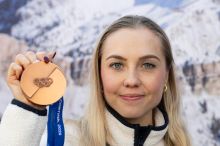 Dojatá čerstvá medailistka Voborníková prožila v Českém domě noc snů