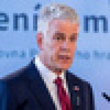 Velvyslanec USA na konferenci apeloval na zvyšování výdajů ČR na obranu