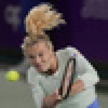 Siniaková v Indian Wells postoupila, Valentová s Viďmanovou dohrály