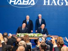 Orbán považuje dohodu s českou zbrojovkou za geopolitickou změnu regionu, připodobnil ji k Visegrádu