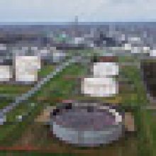 Uvolněné nouzové zásoby ropy mohou dojít zhruba za tři měsíce, varují analytici