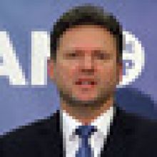 Vondráček: ČR dostojí závazkům ohledně obranných výdajů