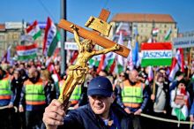 Budapešť jako žhnoucí aréna: Orbán a Magyar odstartovali volební bitvu