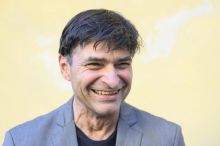 Zdeněk Podhůrský: Všechny boje končí v posteli. Doma má o 40 let mladší krásku, je starší než její otec