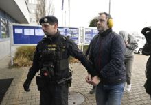 V případu rozsáhlé korupce ve fotbale jdou čtyři z 32 obviněných do vazby