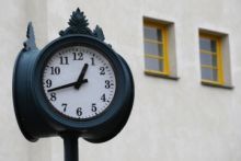 Kardiologové: Při změně času na letní přibývá infarktů nebo mrtvic