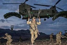 USA zvažují riskantní finále války s Íránem. Experti varují před krvavou pastí