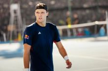 Menšíka čeká antuková smršť. Prý to není můj povrch, ale to je omyl, překvapuje