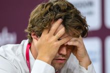 Šampion souhlasil se selfie s mladičkou soupeřkou. Pak ji udal rozhodčím