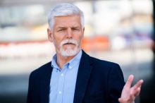 Ministr nemůže prezidentovi zakázat zastupovat zemi navenek, řekl Pavel