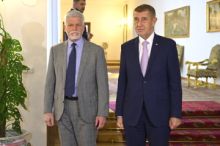 Pavel považuje vládní usnesení o summitu NATO spíše za cestovní plán