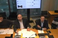 „Vy plešatý v první řadě.“ Ukrajinský vtipálek se infiltroval na tajnou ruskou schůzku