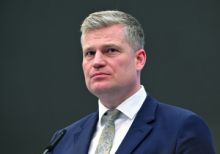 Odbory čekají od Turka omluvu za výroky o parazitech, řekl Středula