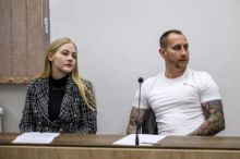 Žena u soudu v Teplicích odmítla, že by s partnerem utýrali jezevčíka