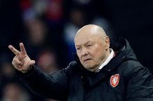 Koubek nesouhlasí s tvrdou slávistickou čistkou. Chorého a Douděru podrželi i spoluhráči