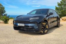 Budou ho Češi chtít i bez V8? Porsche radikálně změnilo bestseller, krizi navzdory