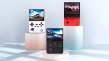 Lenovo G02: Retro handheld s pirátskými hrami od Nintenda