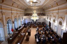 Novela zvyšující rodičovskou bude možná rozšířena o změny v superdávce