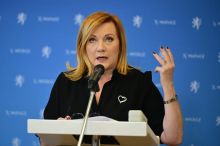 Vláda chce schválit reformu penzijního spoření, pomoct by měla mladým lidem