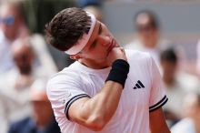 Agassi, další Američané i Wozniacká se vysmáli Menšíkovi. Schytali za to kritiku
