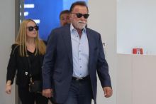 Terminátor přistál v Praze. Setkání s Arnoldem vyšlo fanoušky na pořádně drahý zážitek
