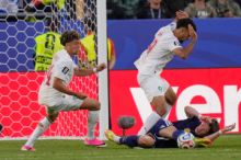 Skotové rozebírají neodpískané penalty, ale porážku na to nesvádějí
