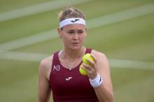 Bouzková porazila Navarrovou a získala v Nottinghamu čtvrtý titul WTA