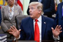 Soudce zakázal Trumpově administrativě zatýkat v budovách imigračních soudů