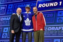 Jedničkou draftu NHLie McKenna, Novotného si vybral z 24. místa Vancouver
