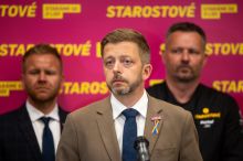 Průzkum: Starostové převálcovali opozici, v průzkumu se umístili druzí