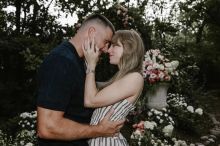 Swiftová si vzala Kelce. V New Yorku začaly velké oslavy