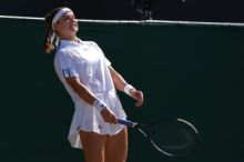 Muchová porazila Krejčíkovou a postoupila do čtvrtfinále Wimbledonu