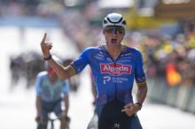 Van der Poel si v úniku dojel pro etapové vítězství na Tour de France