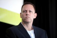 Tajný spolek šedé eminence USA. Elity se v něm připravují na třetí světovou válku