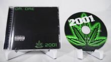 Neuvěřitelný trend roku 2026. Lidé kupují CD, i když nemají CD přehrávač