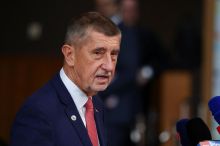Stát by podle Babiše mohl uvést akcie pražského letiště na burzu v roce 2028