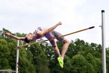 Výškař Štefela poprvé letos venku překonal 230 cm, má čtvrtý český titul