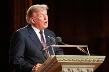 Prezident USA Trump pronesl smuteční řeč za zesnulého senátora Grahama