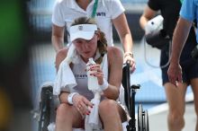 Drásavé scény v Memphisu. Pražskou Rusku odvezli na vozíku, soupeřka se rozplakala