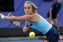 Bejlek, Bartůňková a Plíšková postoupily v Torontu do druhého kola