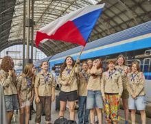 Skautky z Prahy na jamboree představí české zvyky, vezou lentilky i tvarůžky