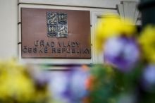 Úřad vlády reviduje statuty vládních rad, změny se mají týkat i jmenování členů