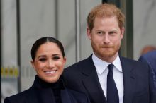 Harry a Meghan se chystají zpět do Británie. Královské povinnosti ale neobnoví