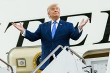 Taneční sál Bílého domu má zatím zelenou, Trump může pokračovat ve výstavbě