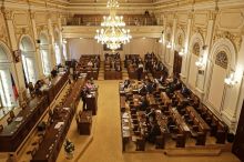 Sněmovna schválila program. Pavlovo veto chce koalice přehlasovat už ve středu